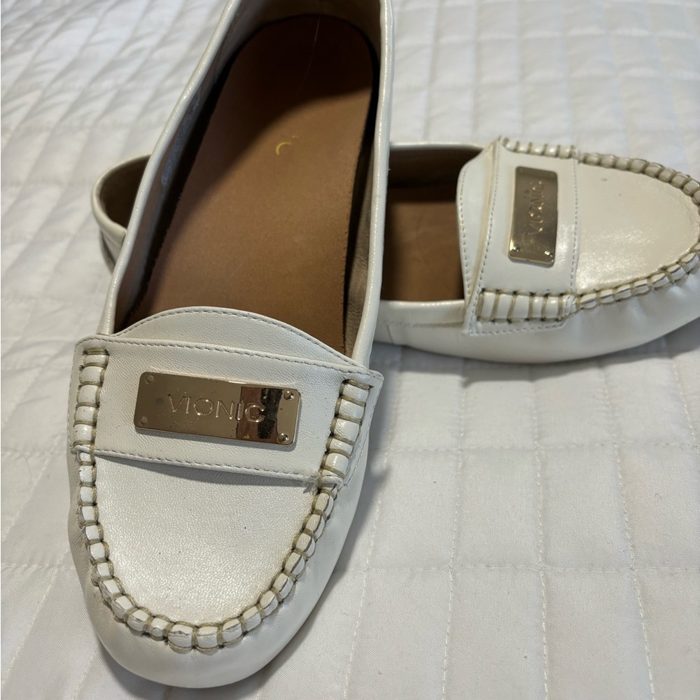 Vionic moccasin size 91/2